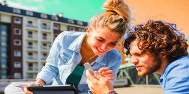 36 Questions That Can Make Two Strangers Fall in Love